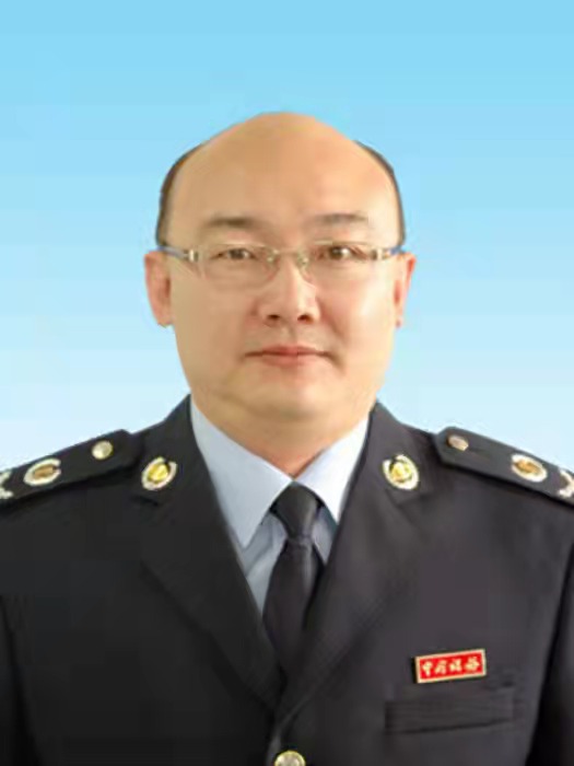 荆雷(国家税务总局二连浩特市税务局党委书记,局长)